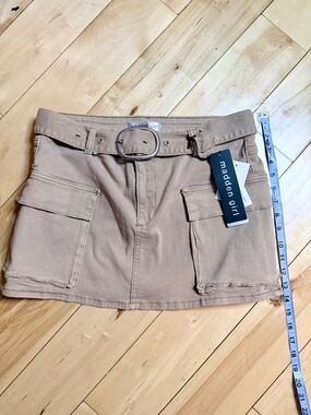 Madden Girl Khaki Low Rise Cargo Mini Skirt with Belt Utility Style Size L NWT